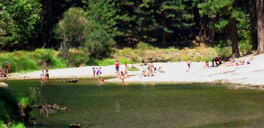 Cathedral Beach Picnic Area