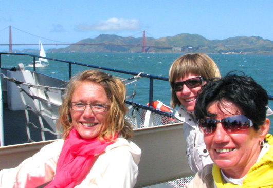 ferry-bay-cruise-around-alcatraz-island-sanfrancisco-bay-photos-bay